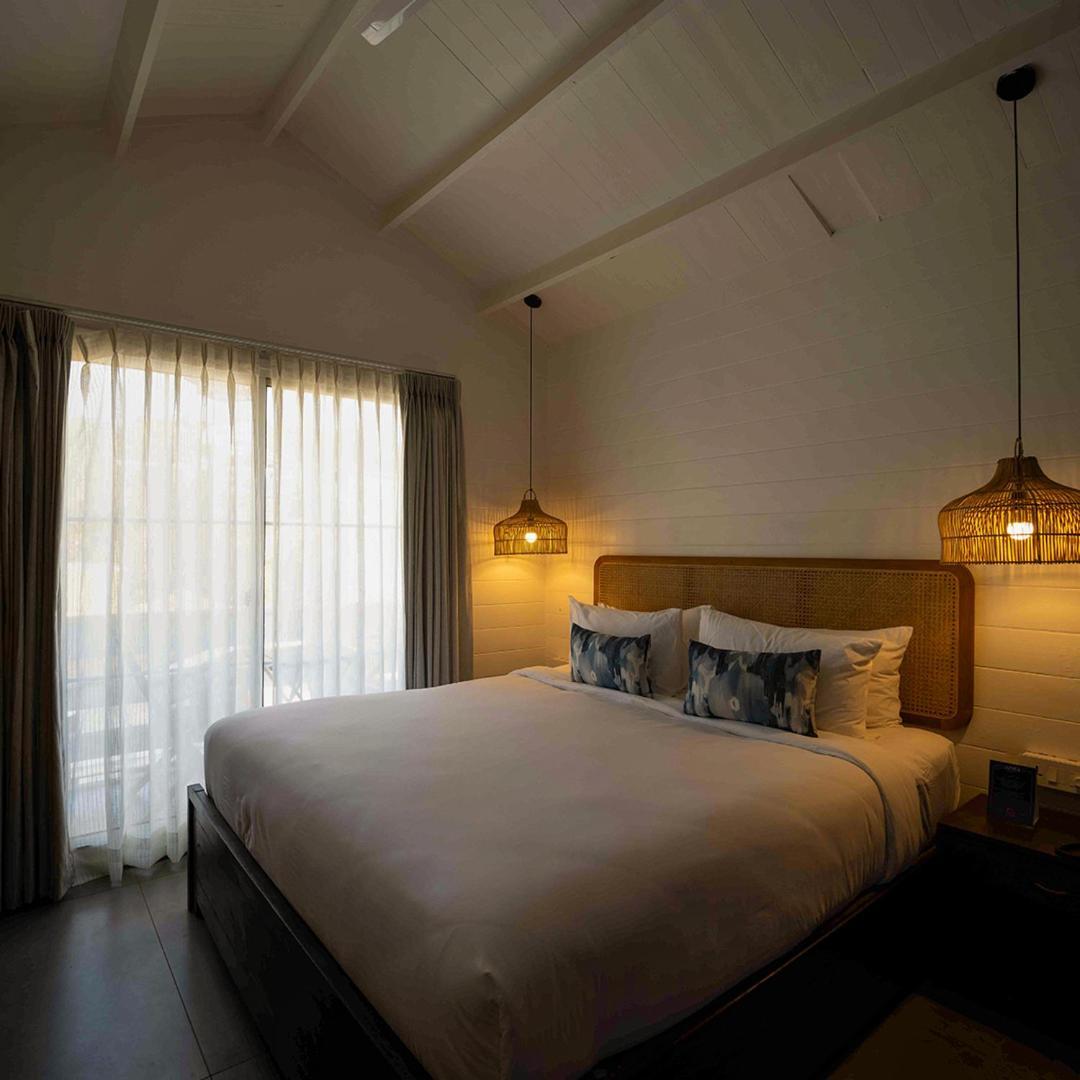 Azora By Ayatana, Goa Hotel Morjim Exterior photo