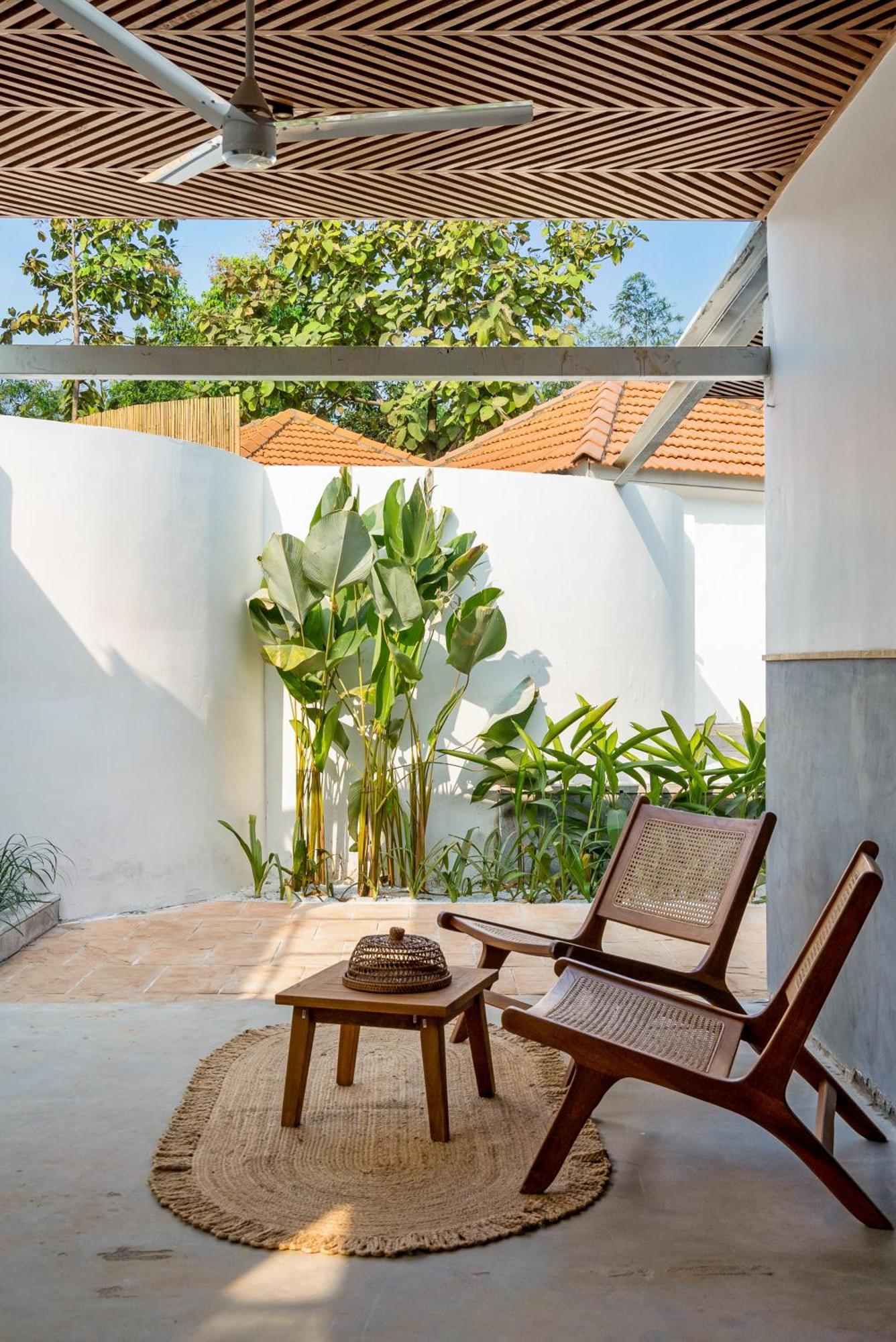 Azora By Ayatana, Goa Hotel Morjim Exterior photo